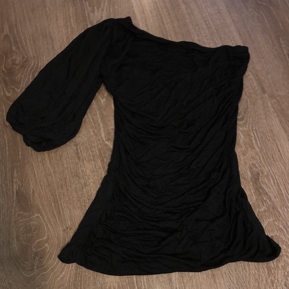 One shoulder top - Picture 2 of 3